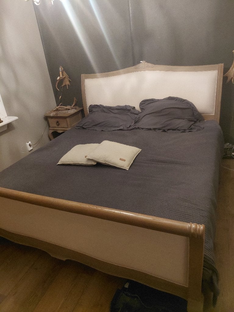 Luxe Slaapkamer Wolfswinkel Bed Kledingkast 2 Nachtkastjes, Ophalen, Gebruikt, Tweepersoons