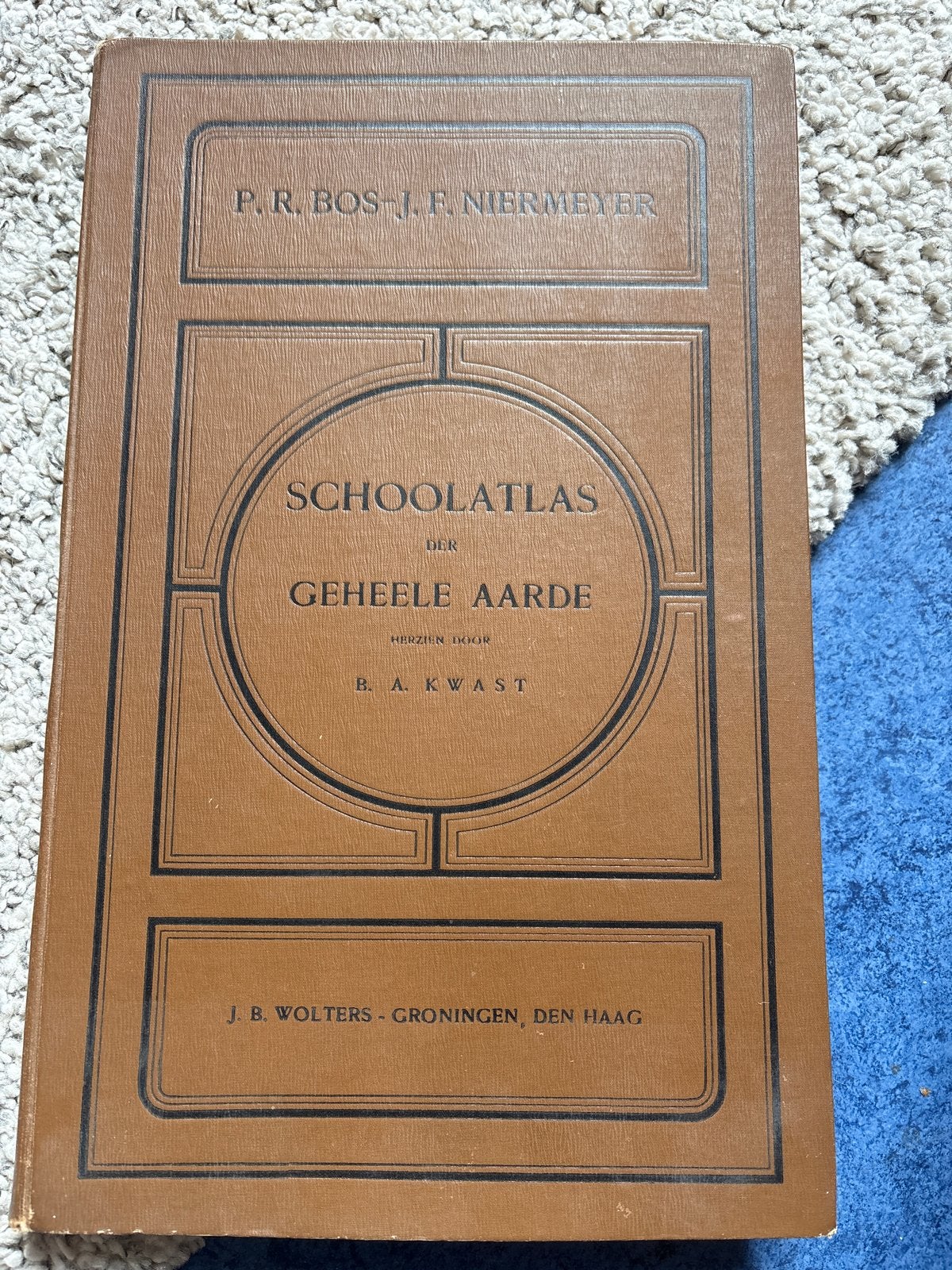 Bos-Niermeyer Schoolatlas der Geheele Aarde 1929, Boeken, Gelezen, Bosatlas, Ophalen of Verzenden, 1800 tot 2000