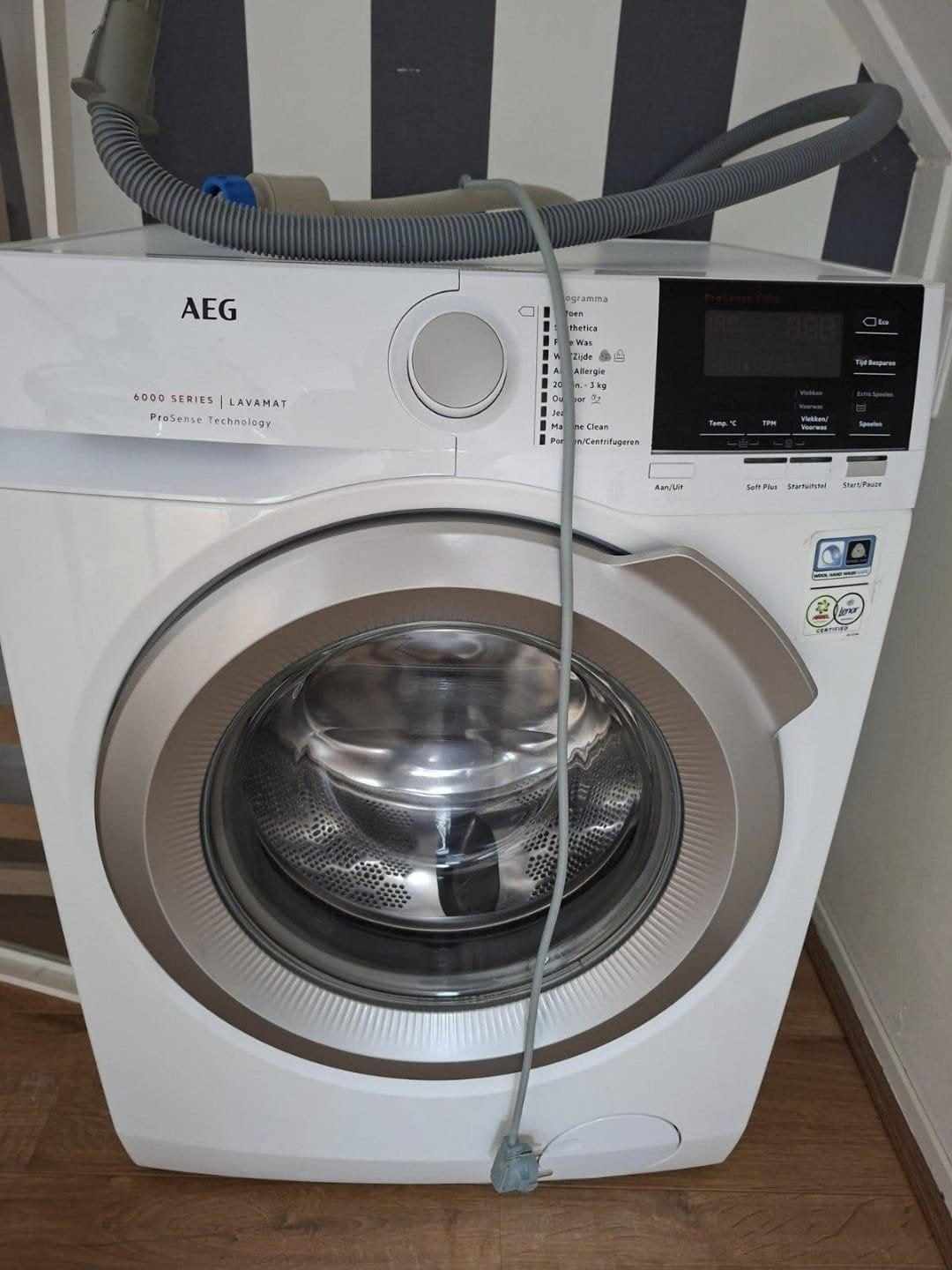 AEG 6000 SERIES LAVAMAT ProSense Wasmachine, Ophalen