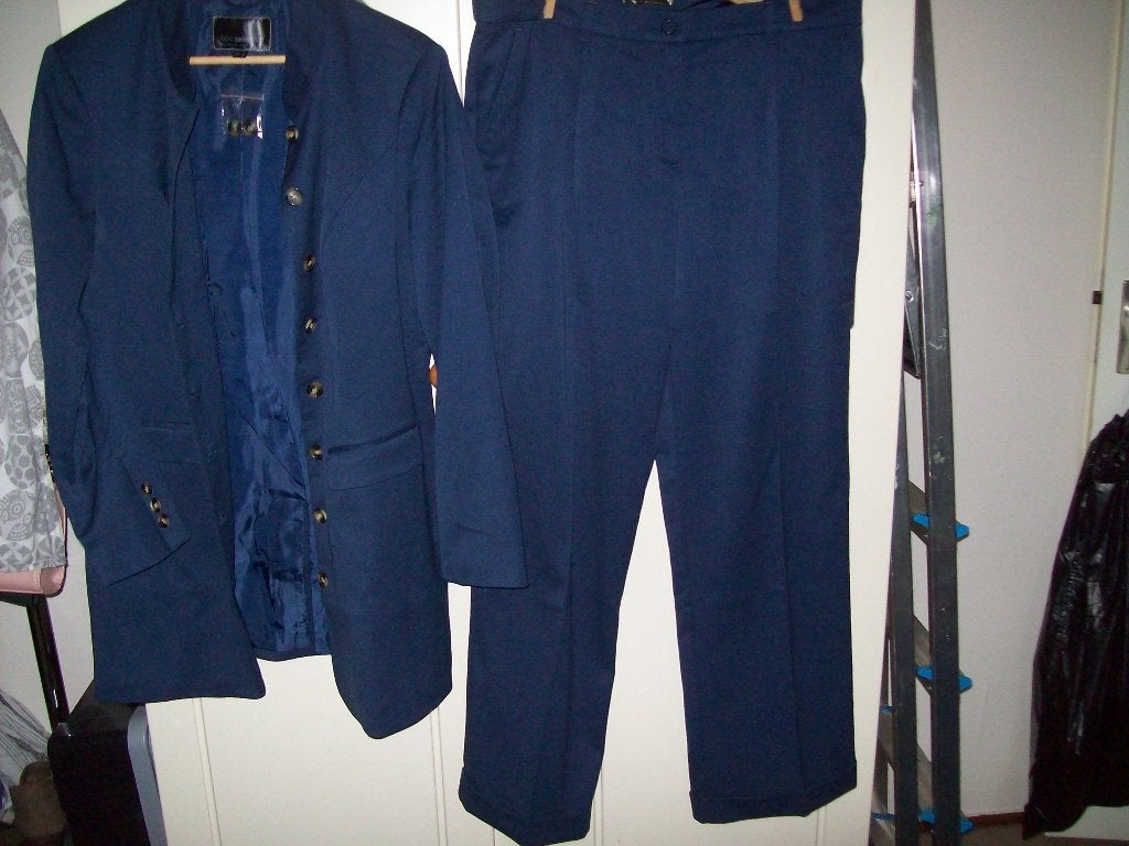 1x hagelnieuw kostuums broek 44 jasjes 46, Ophalen, Blauw, Maat 42/44 (L), Nieuw