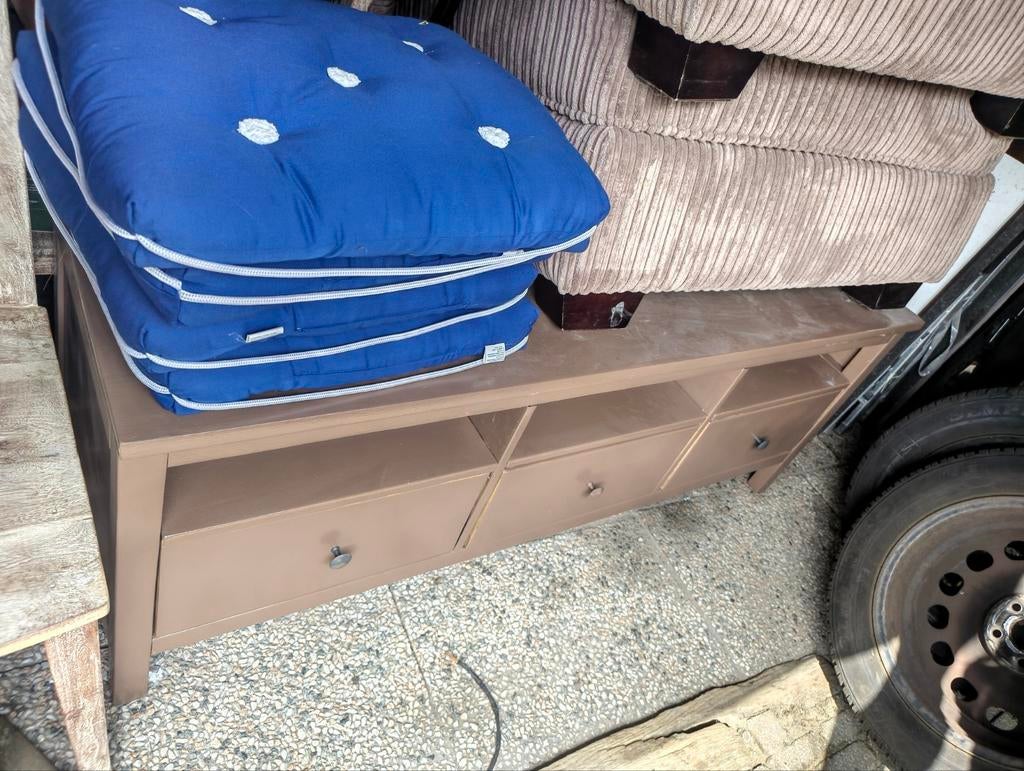 Ikea tv kast gratis, Ophalen, Gebruikt, 25 tot 50 cm, Minder dan 100 cm