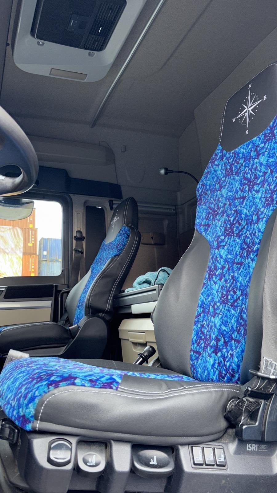 Stoelhoezen MAN TGX 2018 blauw pluche, Auto-onderdelen, Vrachtwagen-onderdelen, Ophalen of Verzenden, Gebruikt, MAN