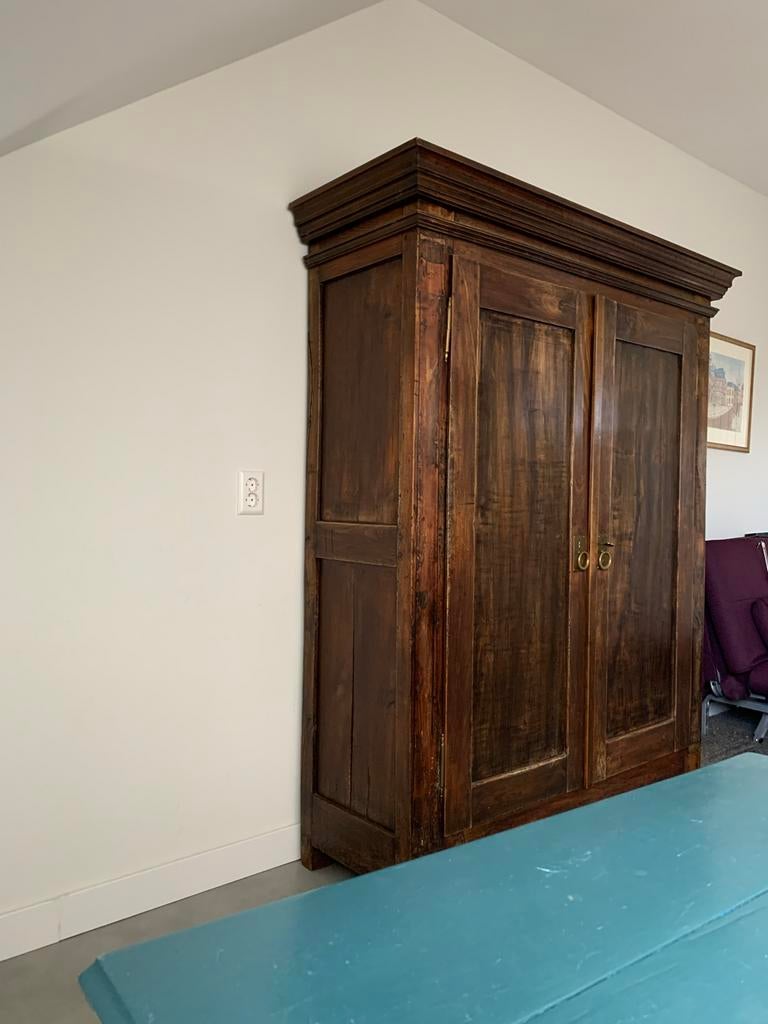 Antieke massief houten kast - Donkerbruin, Ophalen