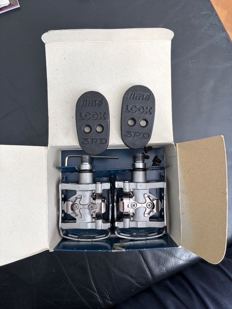 Shimano SPD compatible pedalen PD-M324, Fietsen en Brommers, Ophalen of Verzenden, Zo goed als nieuw, Crankstel of Pedalen, Shimano