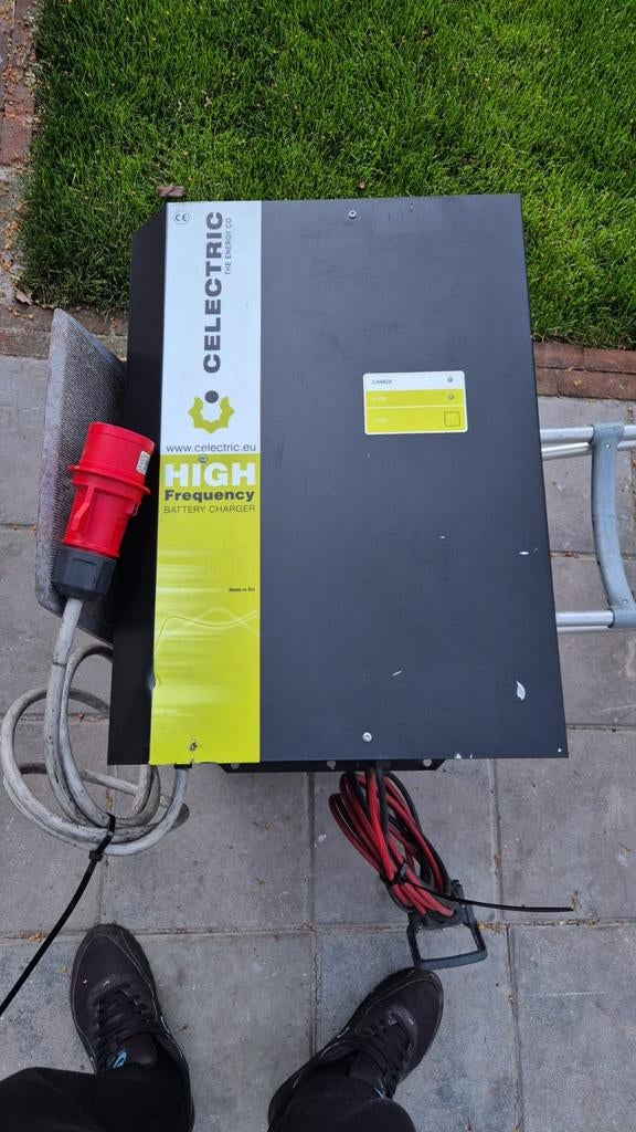 Celectric Acculader PSW80120T.CL - 80V 120A, Ophalen, Gebruikt, Universele onderdelen