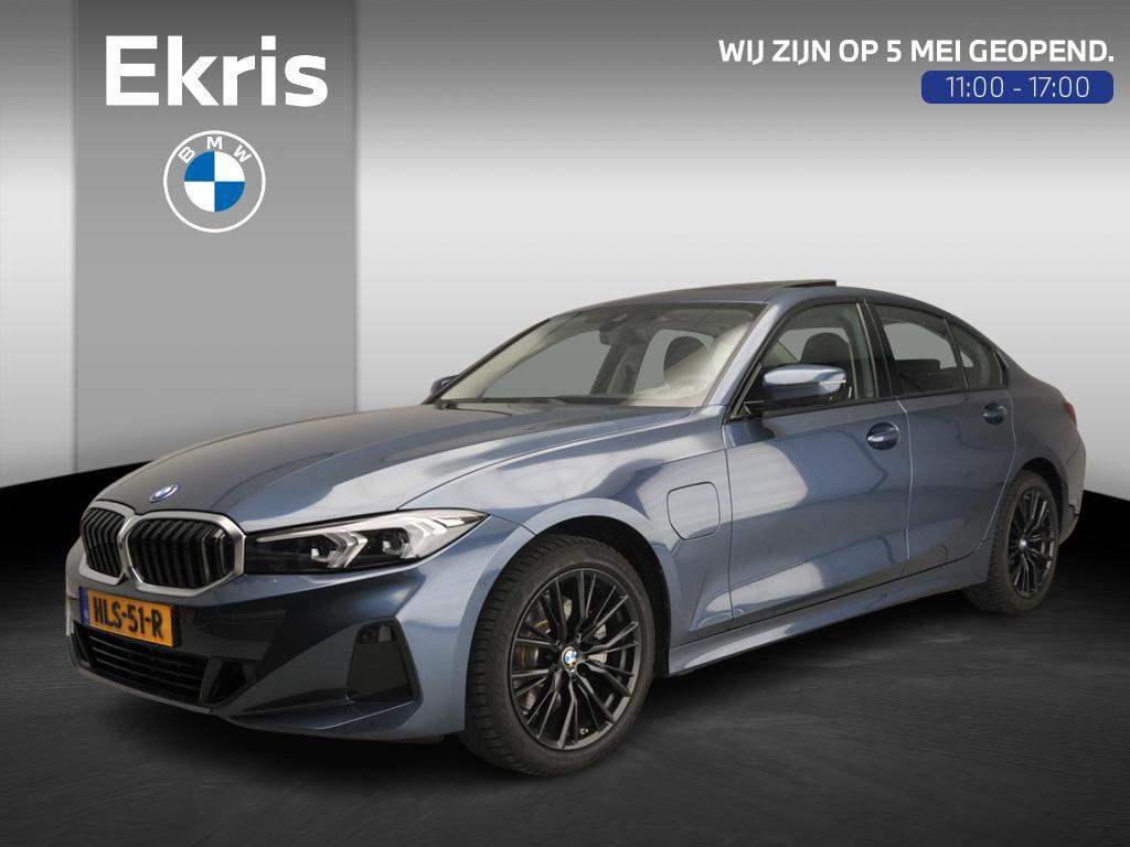 BMW 3 Serie Sedan 330e | LED | Leder | HUD | Schuifdak | Spo, Auto's, BMW, Automaat, 1998 cc, Gebruikt, 4 cilinders