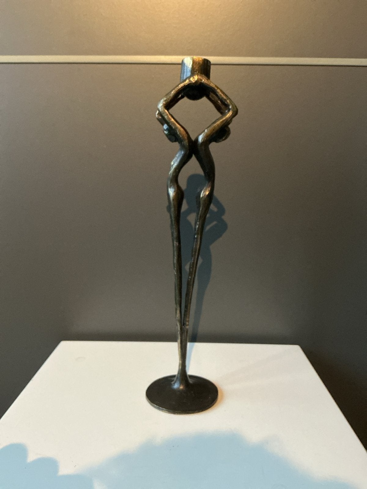 Bronzen Kandelaar - Abstracte Vrouwenfiguren, Ophalen of Verzenden, Koper of Brons