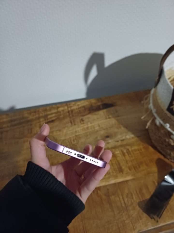 Foto 5 van Iphone 16 te koop