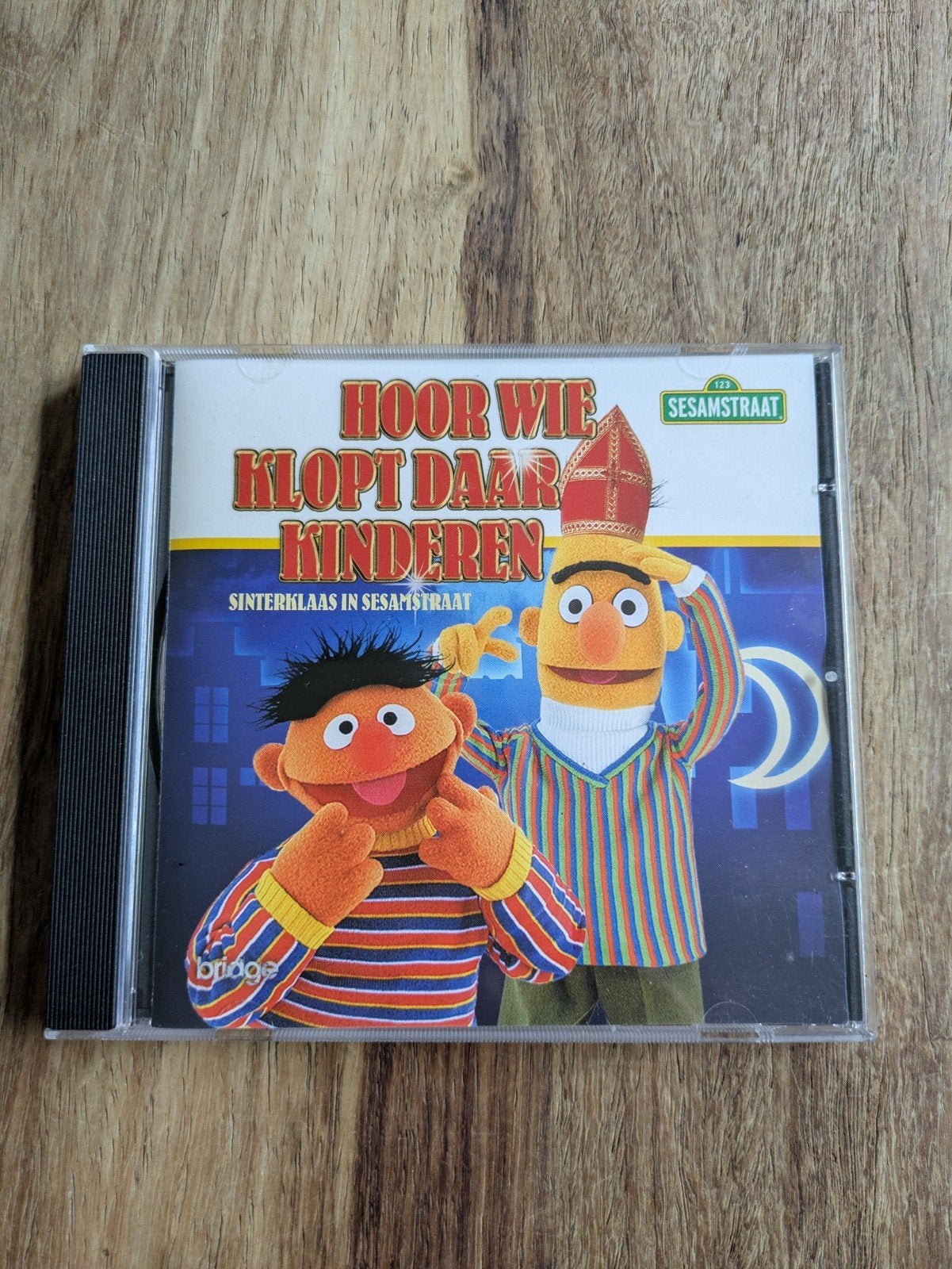 Hoor Wie Klopt Daar Kinderen - Sinterklaas Sesamstraat, 6 tot 9 jaar, Ophalen of Verzenden, Zo goed als nieuw, Muziek