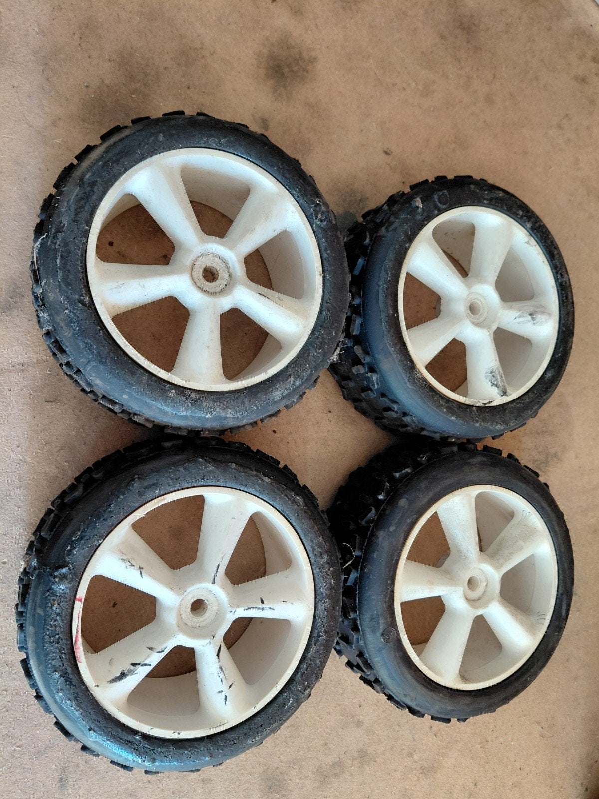 Hormann wielen., Hobby en Vrije tijd, Modelauto's | 1:5 tot 1:12, Ophalen of Verzenden, Gebruikt, Auto