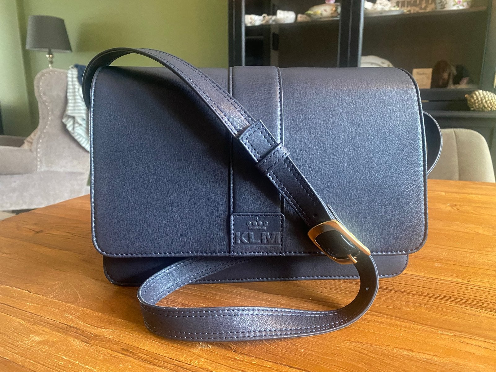 KLM leren handtas - Zo goed als nieuw, Ophalen of Verzenden, Zo goed als nieuw, Blauw, Handtas