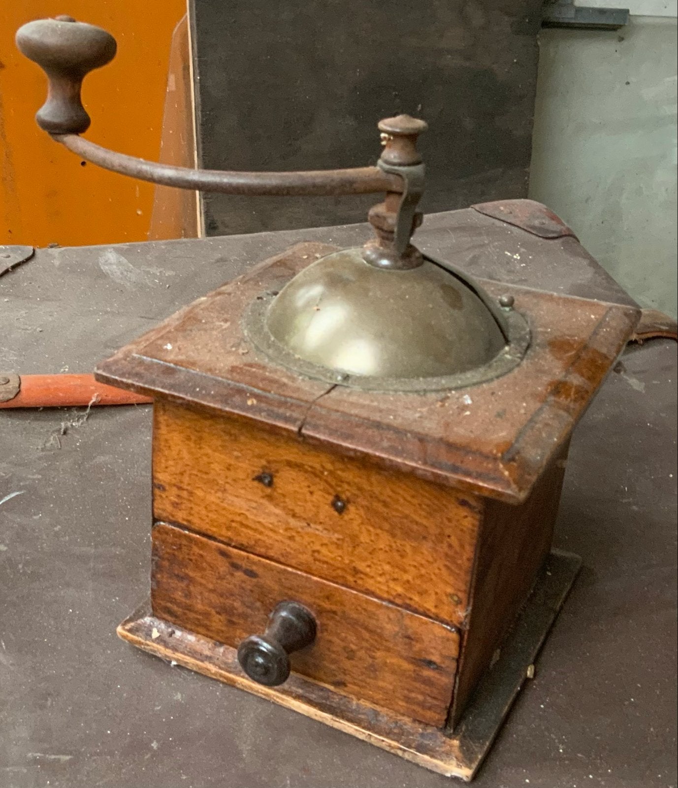 Antieke koffiemolen - Houten handmolen met lade, Ophalen of Verzenden
