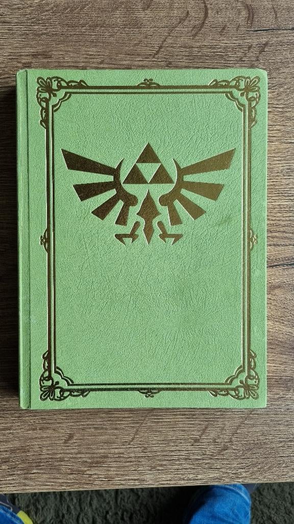 Zelda: Link Between Worlds Collectors Edition Strategy Guide, Avontuur en Actie, 1 speler, Ophalen of Verzenden, Zo goed als nieuw