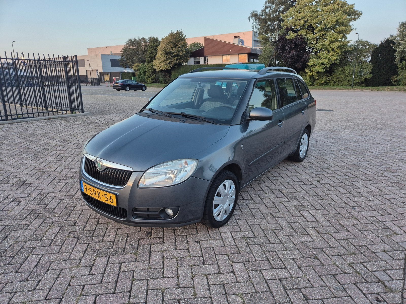 Skoda Fabia 1.2 Grijs 2009 Nieuwe Apk, Voorwielaandrijving, 450 kg, 1045 kg, 1198 cc