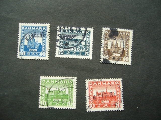 Denemarken  Mi 110 - 112   114 - 115, Ophalen of Verzenden, Denemarken, Gestempeld