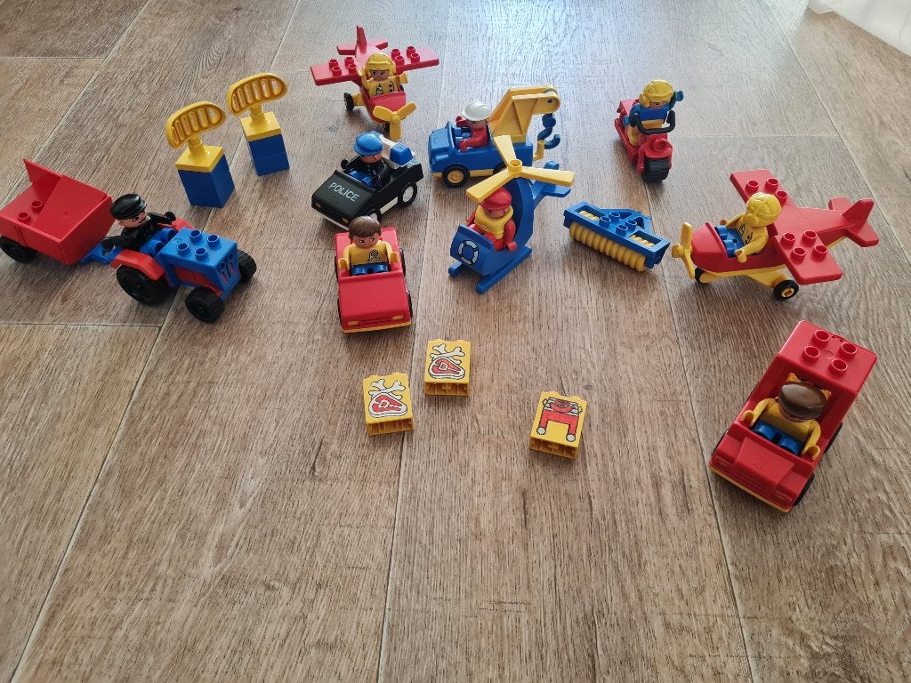 Duplo voertuigen 9 stuks, Ophalen of Verzenden, Gebruikt, Overige typen, Duplo