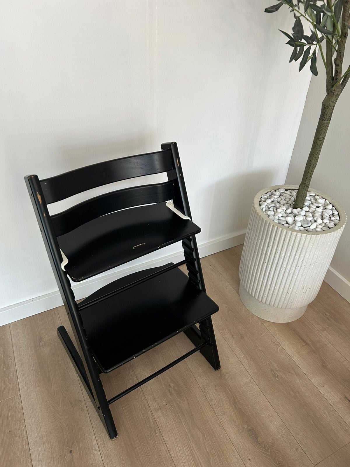 Stokke Tripp Trapp kinderstoel zwart, Kinderen en Baby's, Kinderstoelen, Ophalen, Gebruikt, Meegroeistoel