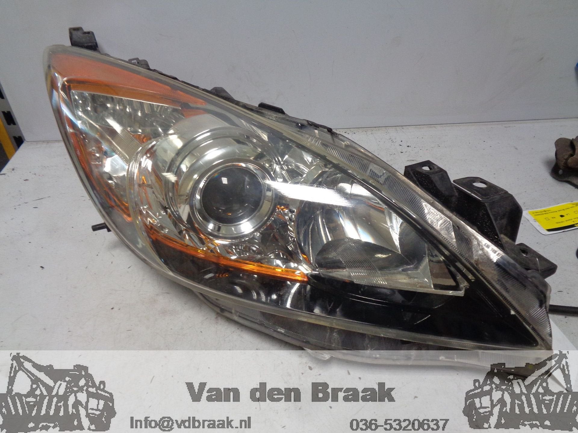 Mazda 3 Hatchback 2009-2013 Koplamp rechts, Gebruikt, -, Herkomst onderdeel bekend, -