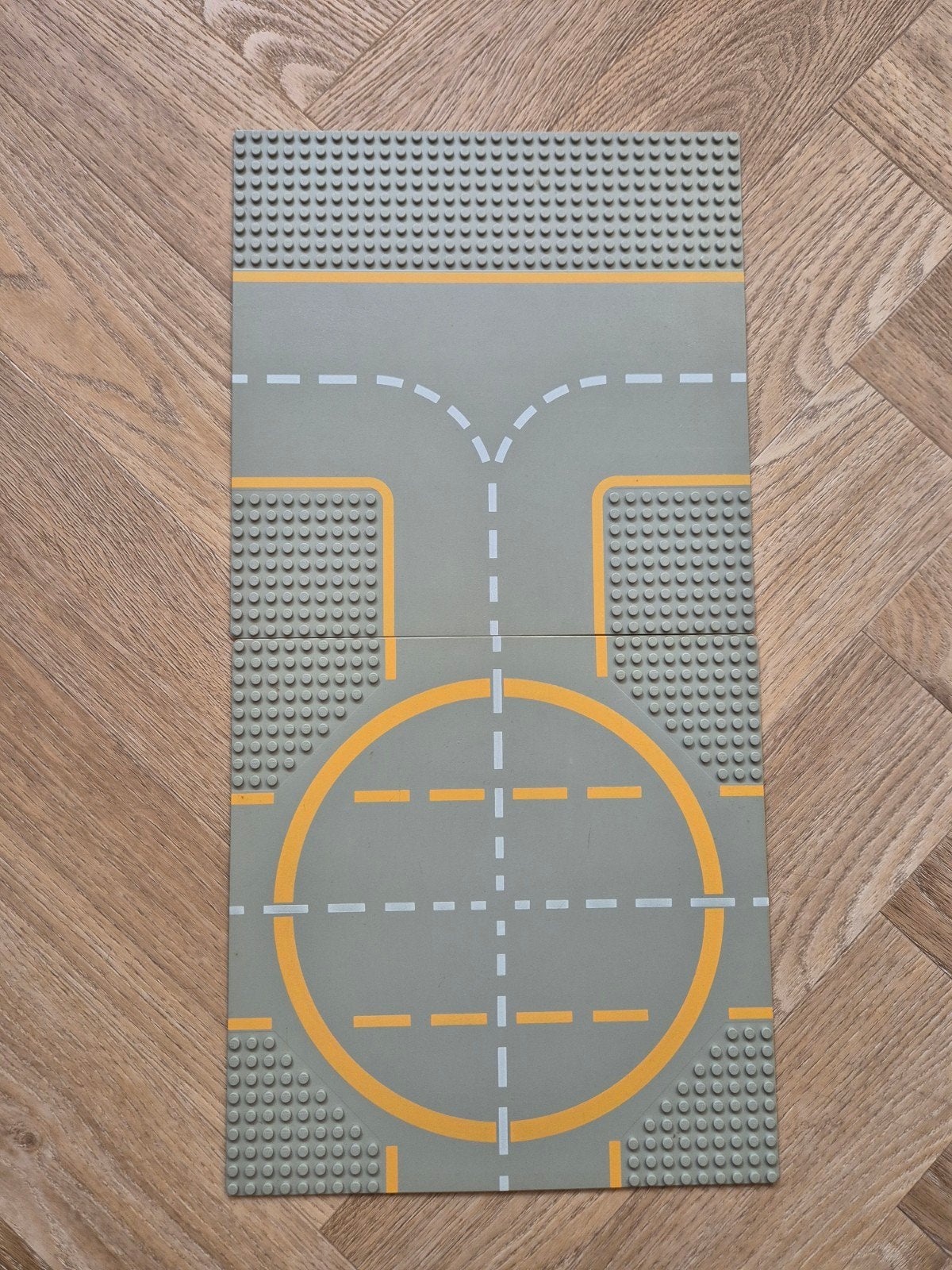 2 lego maanplaten spaceplaten moonbase landing pad, Lego, Ophalen of Verzenden, Compleet, Grondplaat
