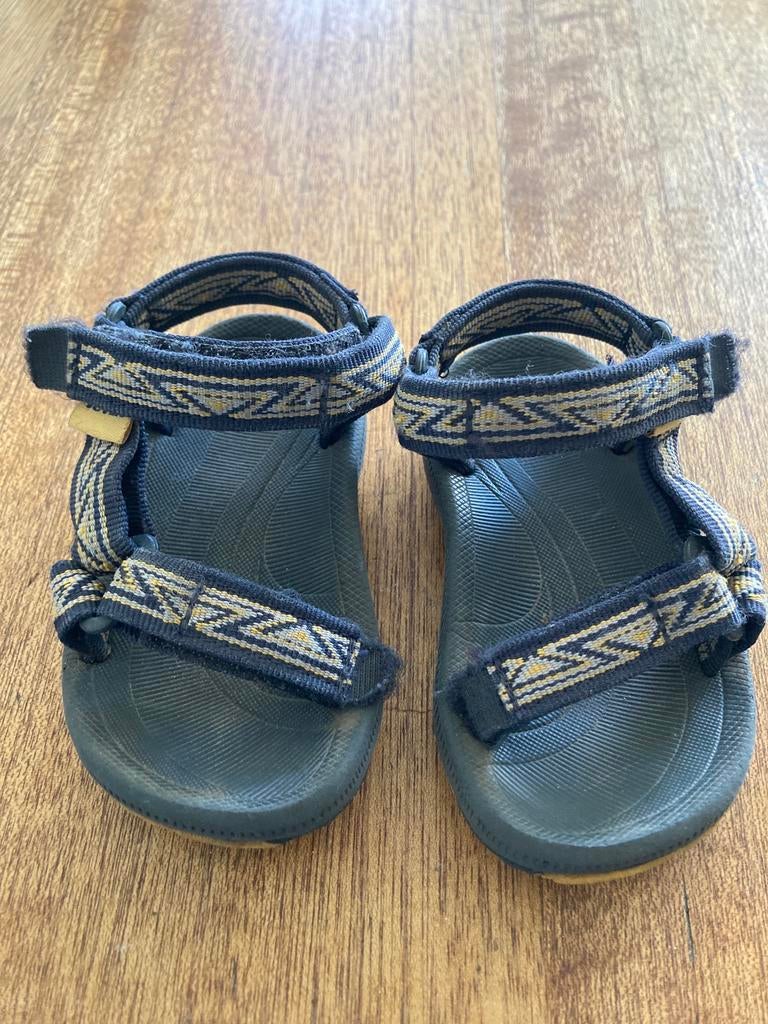 Teva sandalen maat 20, Ophalen of Verzenden, Zo goed als nieuw