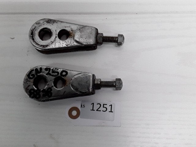 GN250 1988 - 1998 Suzuki Afstandshouder D1-27003