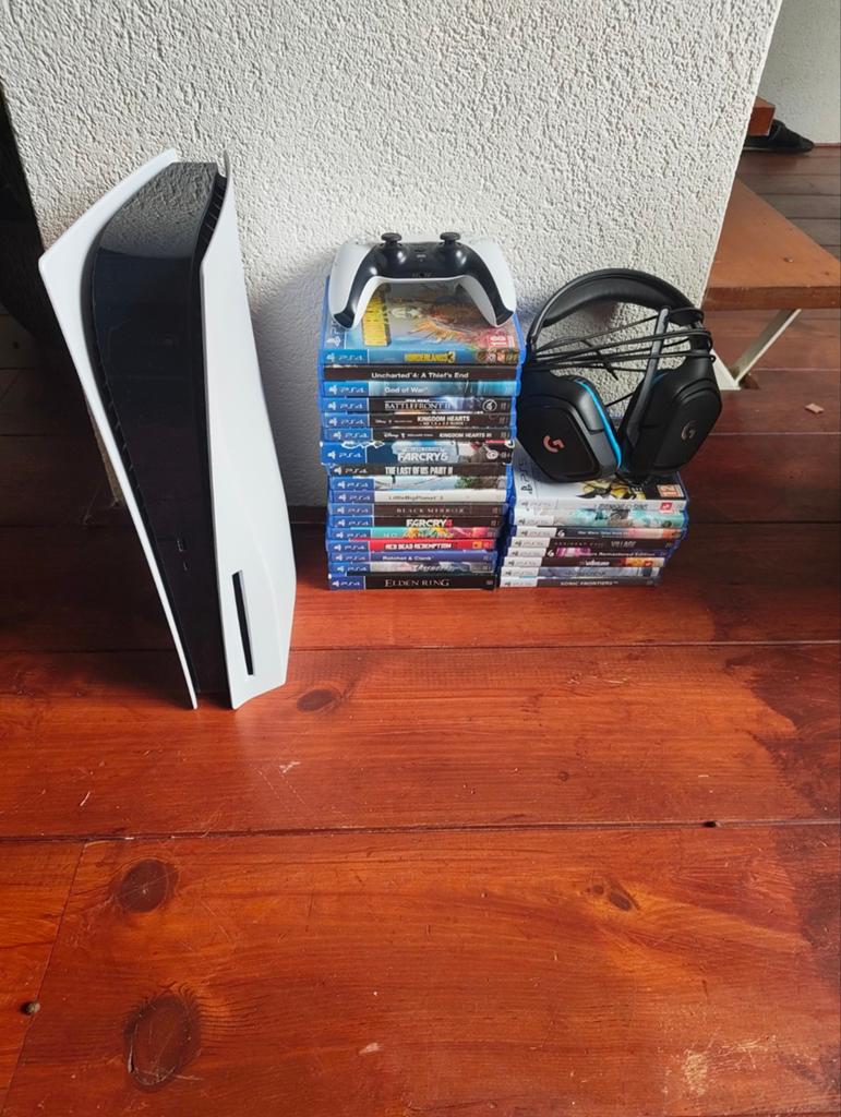 Ps5 disc drive, met controller, headset en 25 spellen, Spelcomputers en Games, Games | Sony PlayStation 5, Zo goed als nieuw, Ophalen of Verzenden
