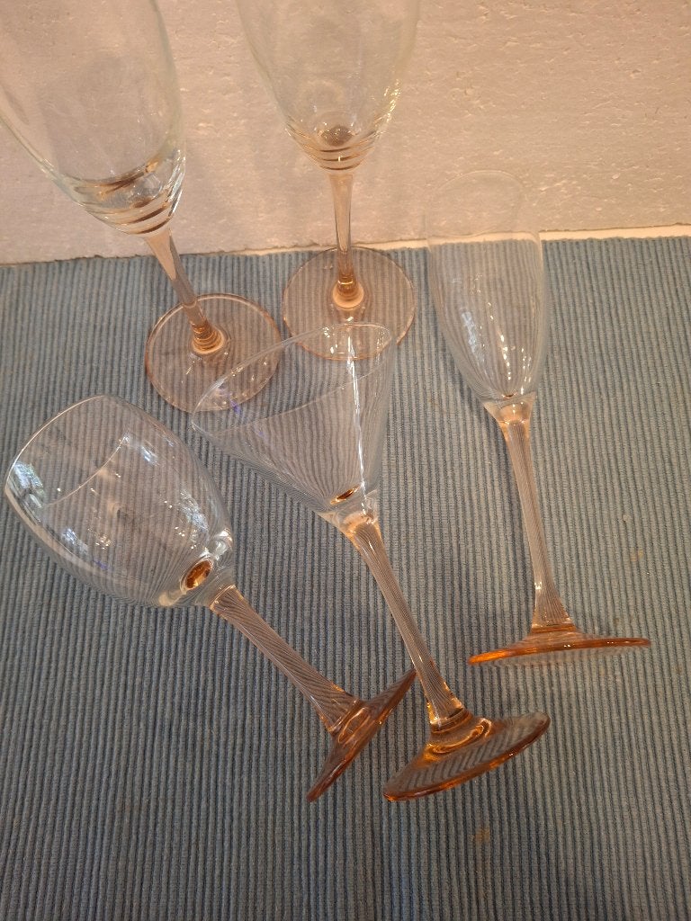 Luminarc - 1 cocktail & 1 wijnglas - roze voet, Ophalen of Verzenden