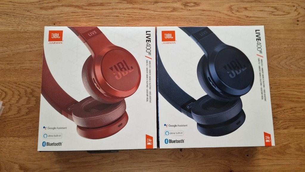 2x Jbl Live 400 BT (rood en blauw), Gebruikt, JBL, Ophalen of Verzenden, Blauw