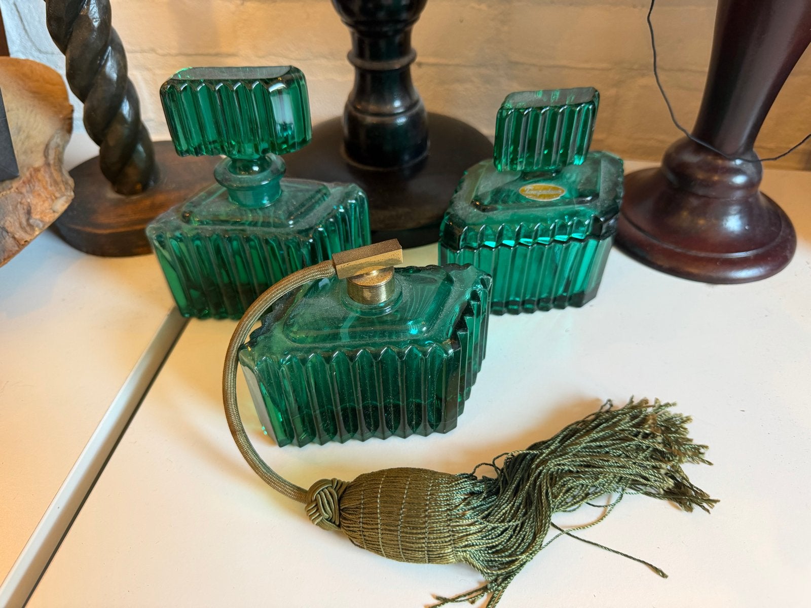 Prachtige Smaragdgroene Vintage Parfumset Jaren '50, Verzenden