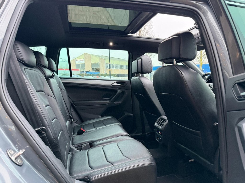 Seat Tarraco 1.5 TSI Style Business Intense Aut|NAVI|PANO|CA, Auto's, Seat, 12 maanden, Euro 6, 4 cilinders, Bedrijf