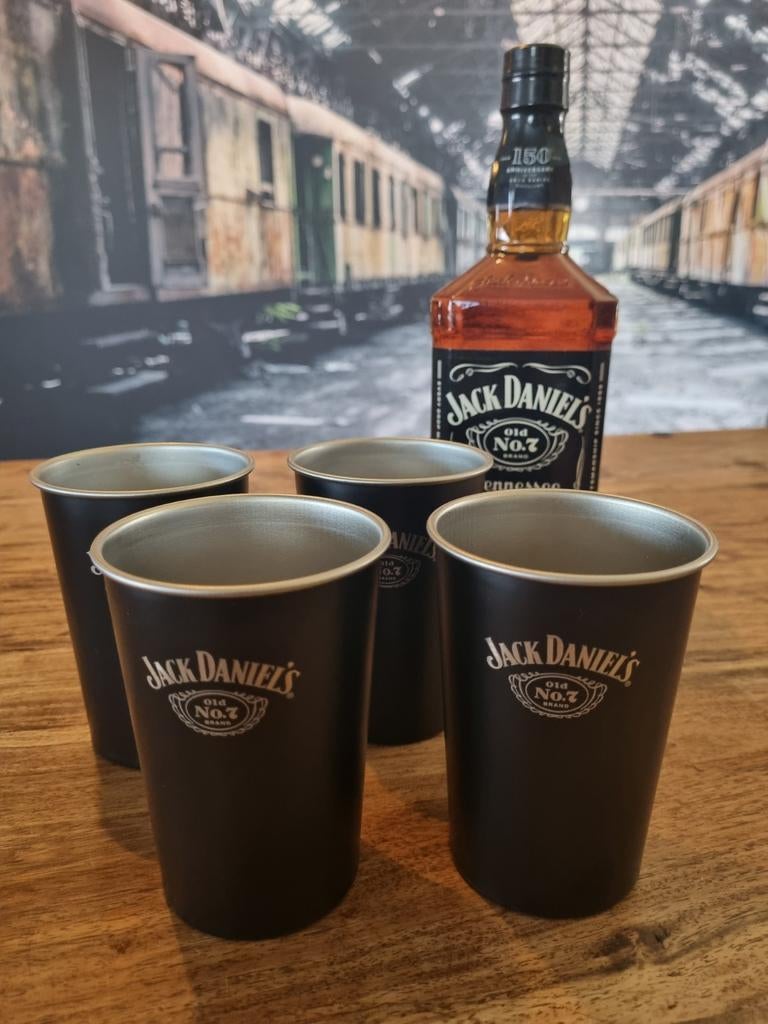 Jack Daniel's metalen bekers - set van 4, Verzamelen, Merken en Reclamevoorwerpen, Zo goed als nieuw, Gebruiksvoorwerp, Ophalen of Verzenden