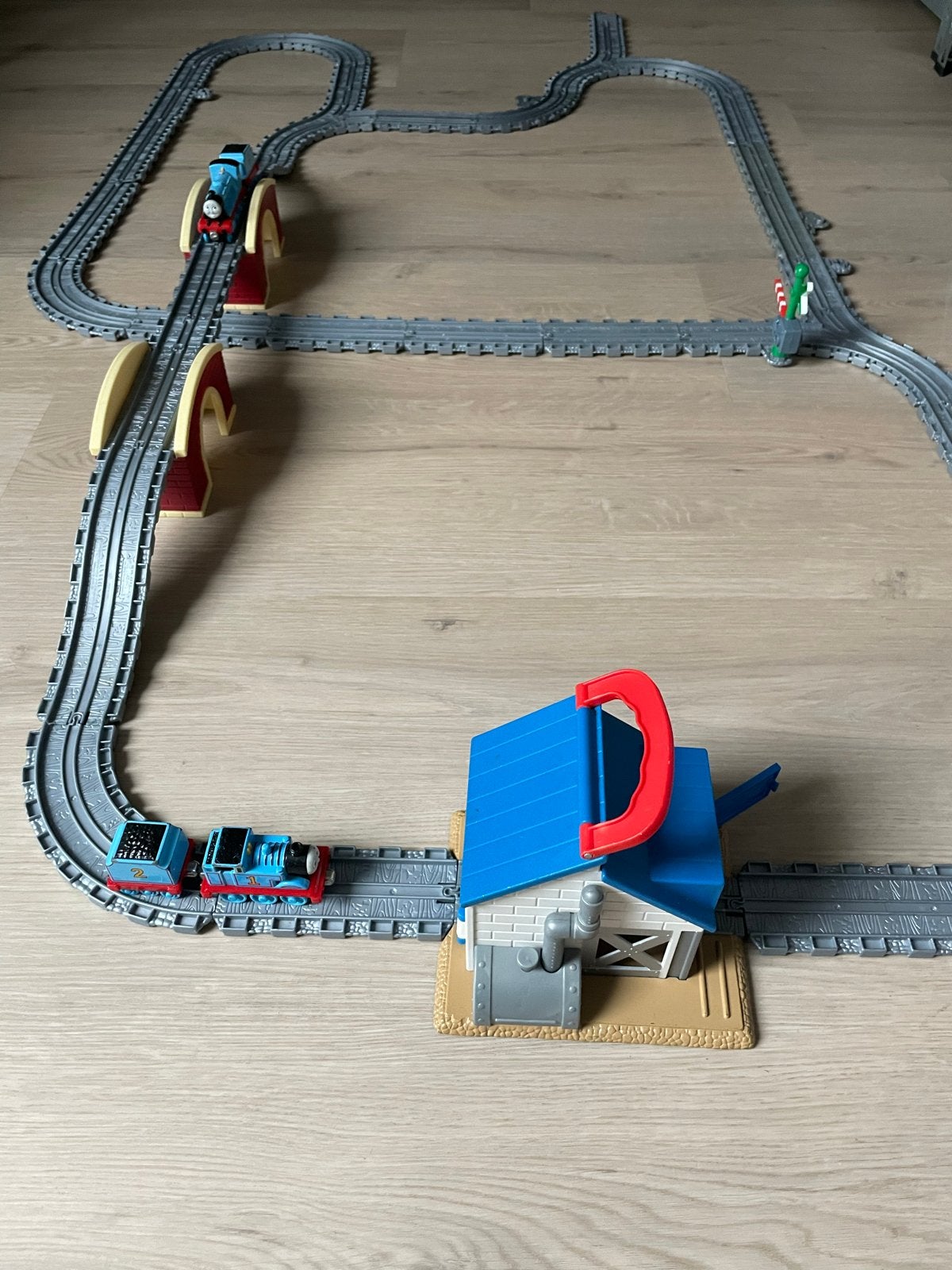 45-delige Thomas de Trein spoorbaan set met locomotieven, Ophalen of Verzenden, Gebruikt