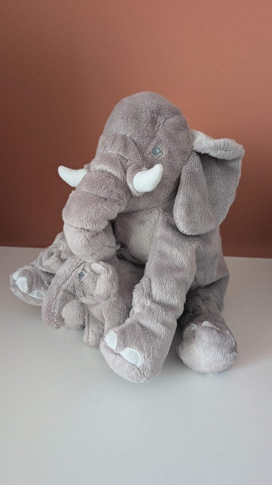 Ikea olifant knuffel met baby olifantje, zgan, IKEA, Grijs, Ophalen of Verzenden, Zo goed als nieuw