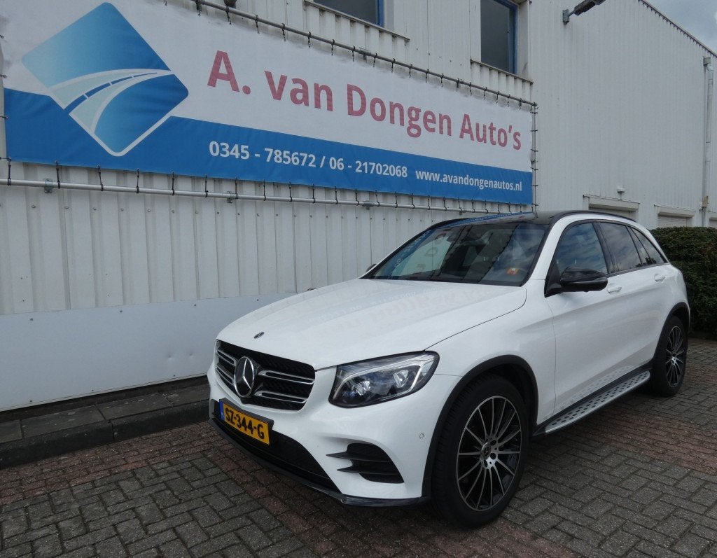 Mercedes-benz GLC-KLASSE 250 4MATIC PREMIUM PLUS AMG,ACC,Pan, Gebruikt, Euro 6, 4 cilinders, Wit
