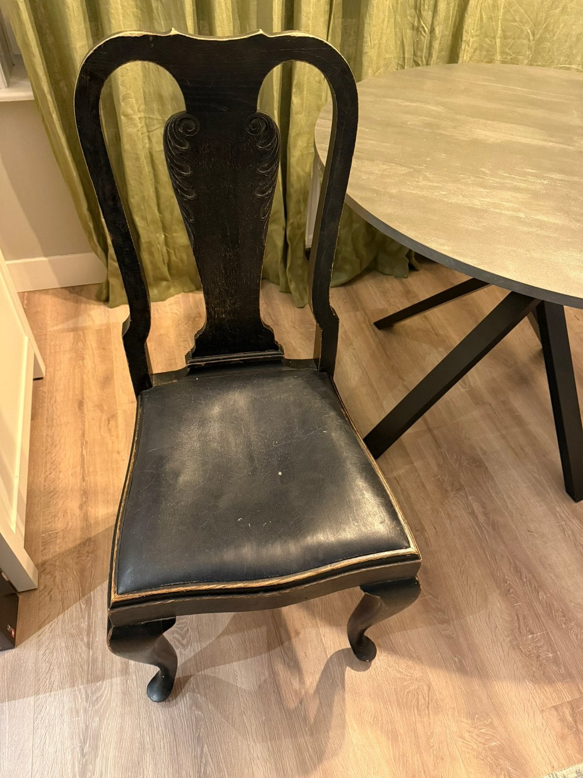 Black dining chairs, Huis en Inrichting, Ophalen, Gebruikt, Zwart