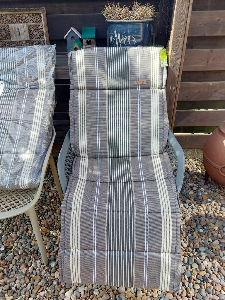 2x NIEUW TUINSTOELKUSSEN van MADISON in ruime maat 125x52, Ophalen of Verzenden, Nieuw