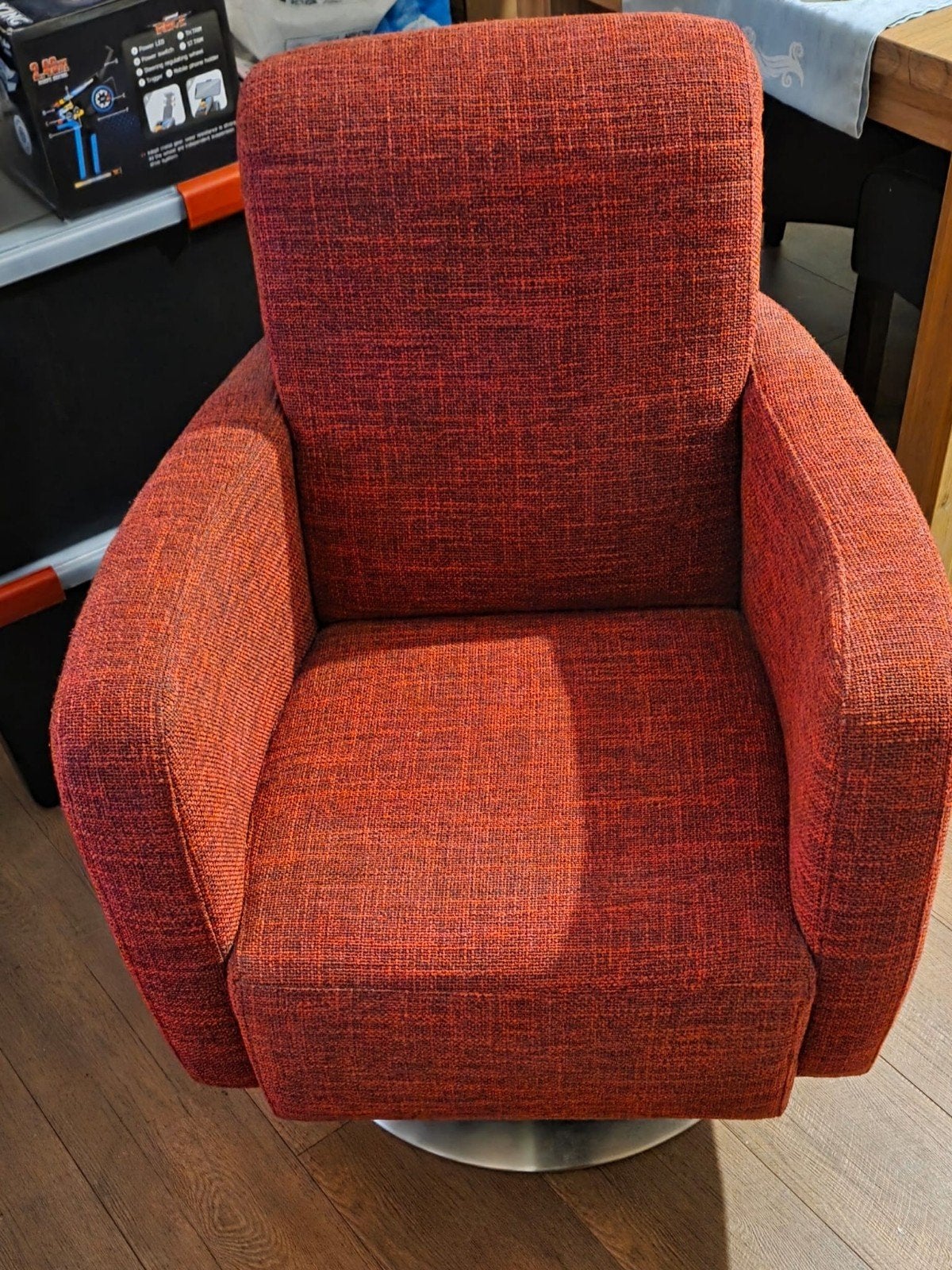 Stoel rood draaibaar, Ophalen, Gebruikt, Minder dan 75 cm, Stof