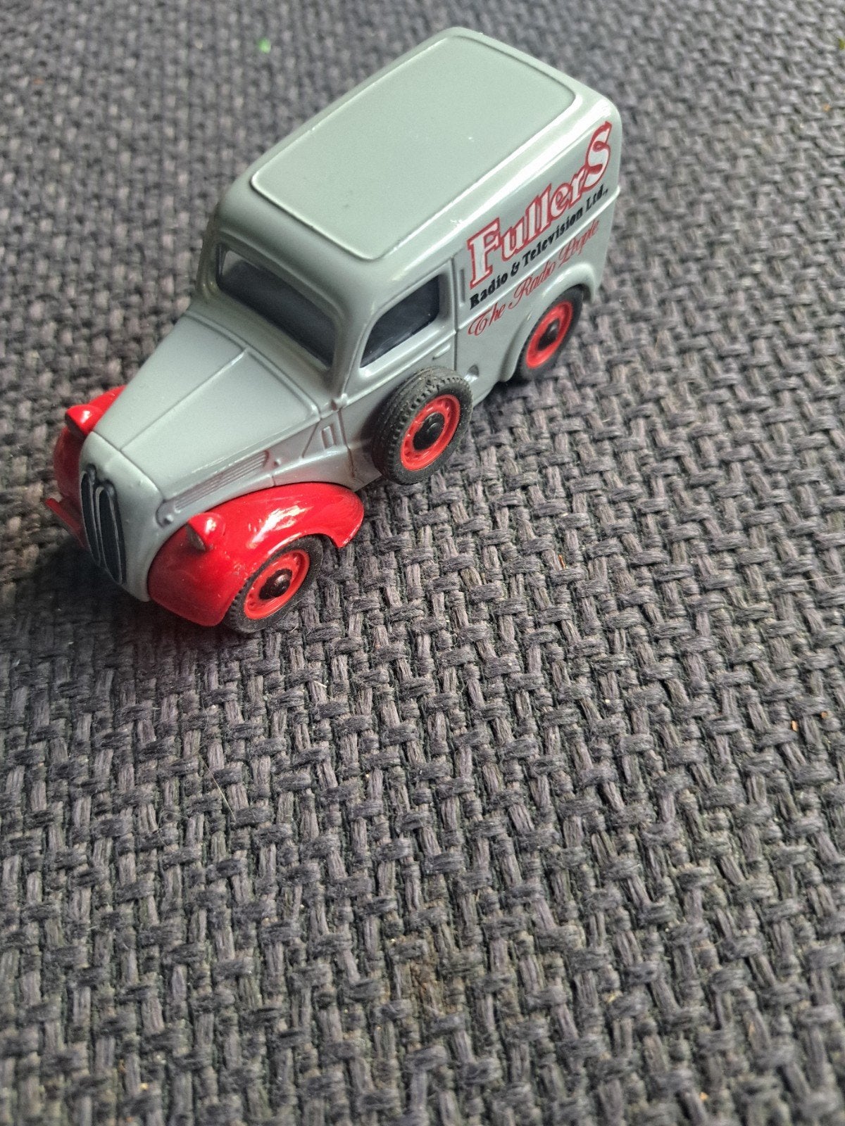 Corgi model fordson 5cwt van, Corgi, Gebruikt, Ophalen of Verzenden, N.b