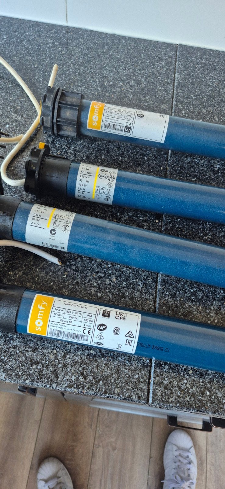 4 somfy rolluik motoren, Doe-het-zelf en Verbouw, Ophalen, Gebruikt, Wit, 200 cm of meer