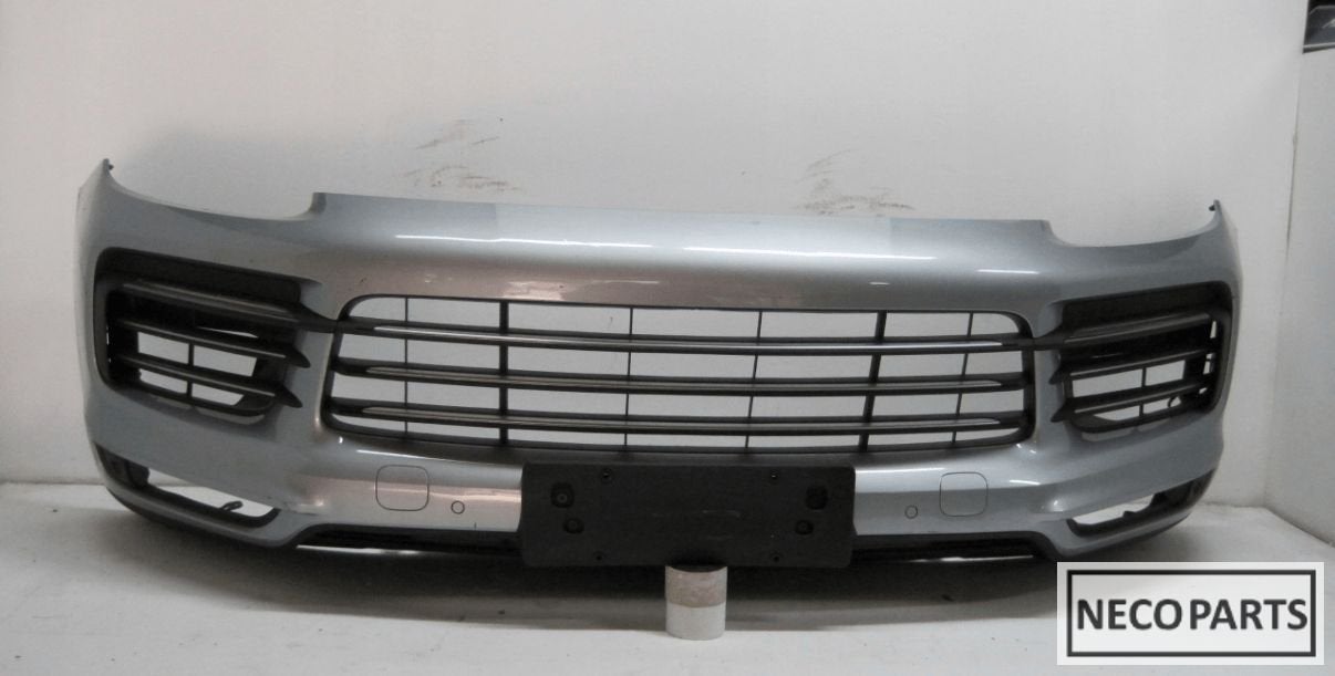 PORSCHE CAYENNE 9Y0 4XPDC VOORBUMPER ALLES LEVERBAAR !!!, Gebruikt, -, Porsche, Ophalen of Verzenden