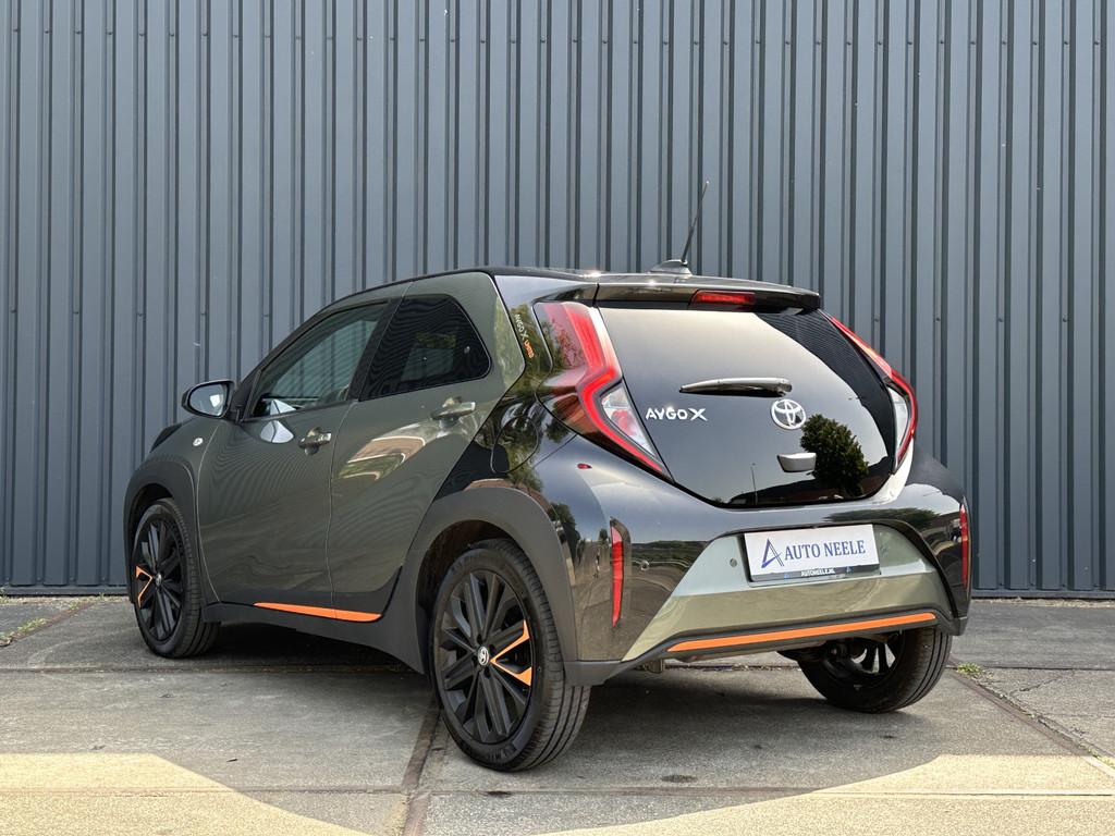 Toyota Aygo X 1.0 VVT-i S-CVT Limited Camera, Keyless, ACC, Gebruikt, Zwart, 4 stoelen, Leder en Stof