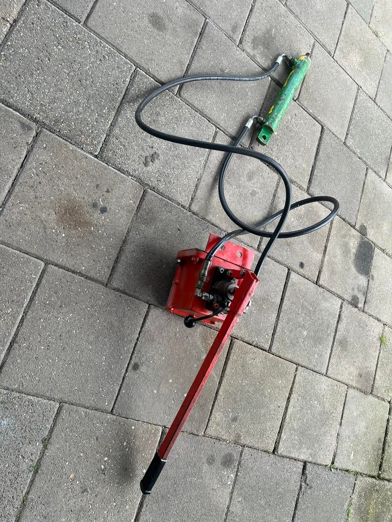 Aanhangwagen kipperpomp handmatig met cilinder 40cm, Tuin en Terras, Ophalen of Verzenden, Zo goed als nieuw