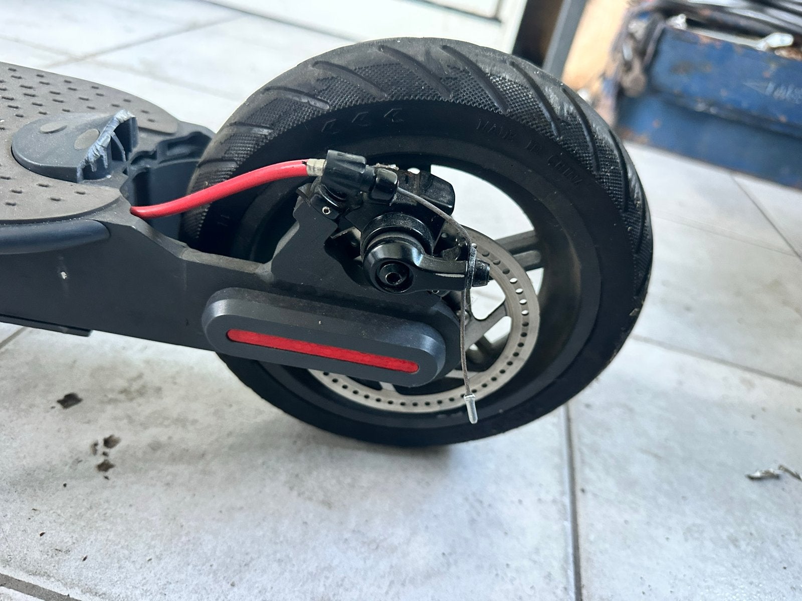 De step, accu defect geen oplader alleen voor onderdelen, Ophalen of Verzenden, Gebruikt, Elektrische step (E-scooter)