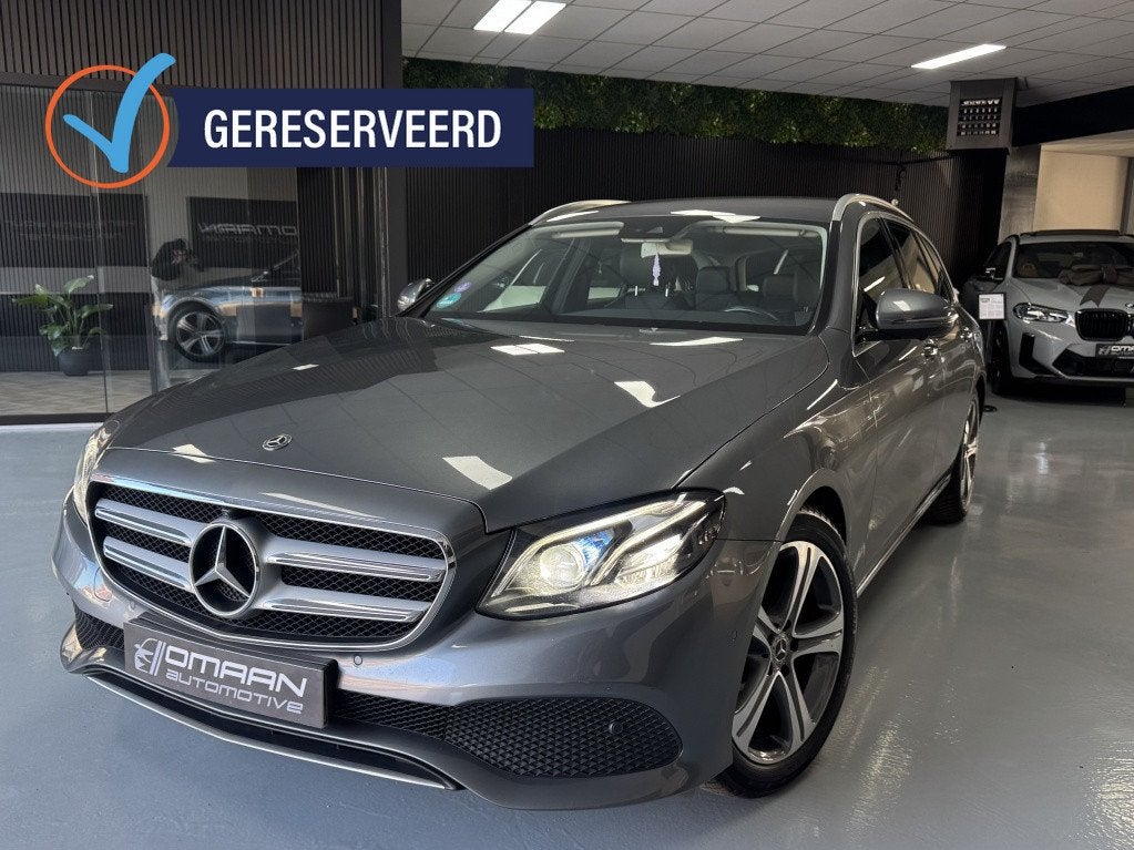 Mercedes-Benz E-Klasse Estate E200 AMG 360 CARPLAY BTW AUTO, Auto's, Automaat, Gebruikt, 4 cilinders, Leder en Stof
