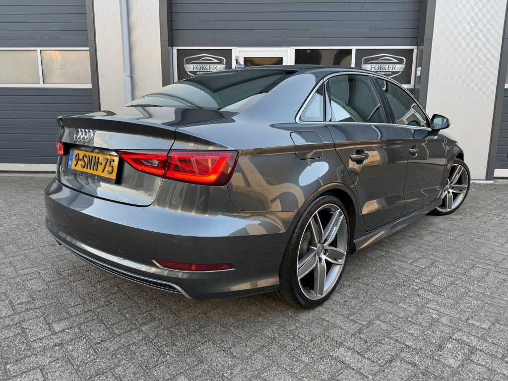Audi A3 Limousine 1.4 TFSI Ambit. PL S-Line Automaat NAP Led, Auto's, Gebruikt, 4 cilinders, Leder en Stof, Origineel Nederlands