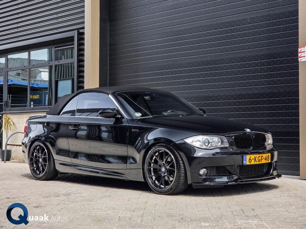 BMW 1-serie Cabrio 125i M-Sport | KEYLESS | LEDER | XENON |, Auto's, Achterwielaandrijving, Gebruikt, 4 stoelen, Euro 4
