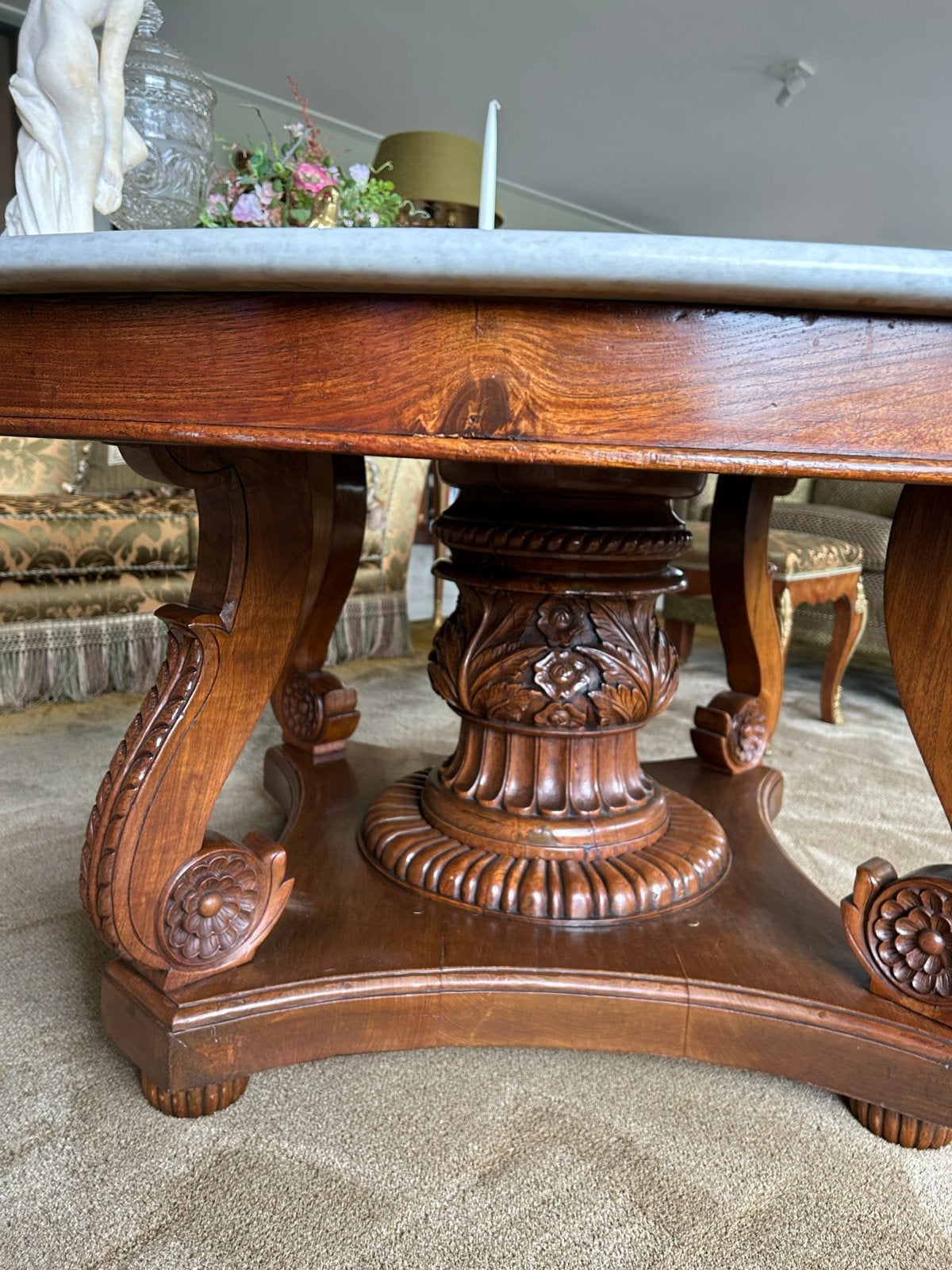 Antieke salontafel met puntgaaf marmeren blad, Antiek en Kunst, Ophalen of Verzenden