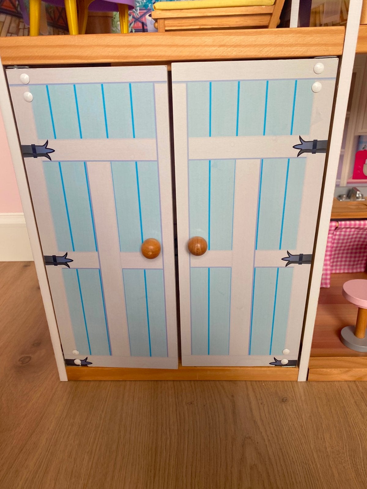 Mooi Kidkraft Barbie huis met meubels, Ophalen, Gebruikt, Poppenhuis