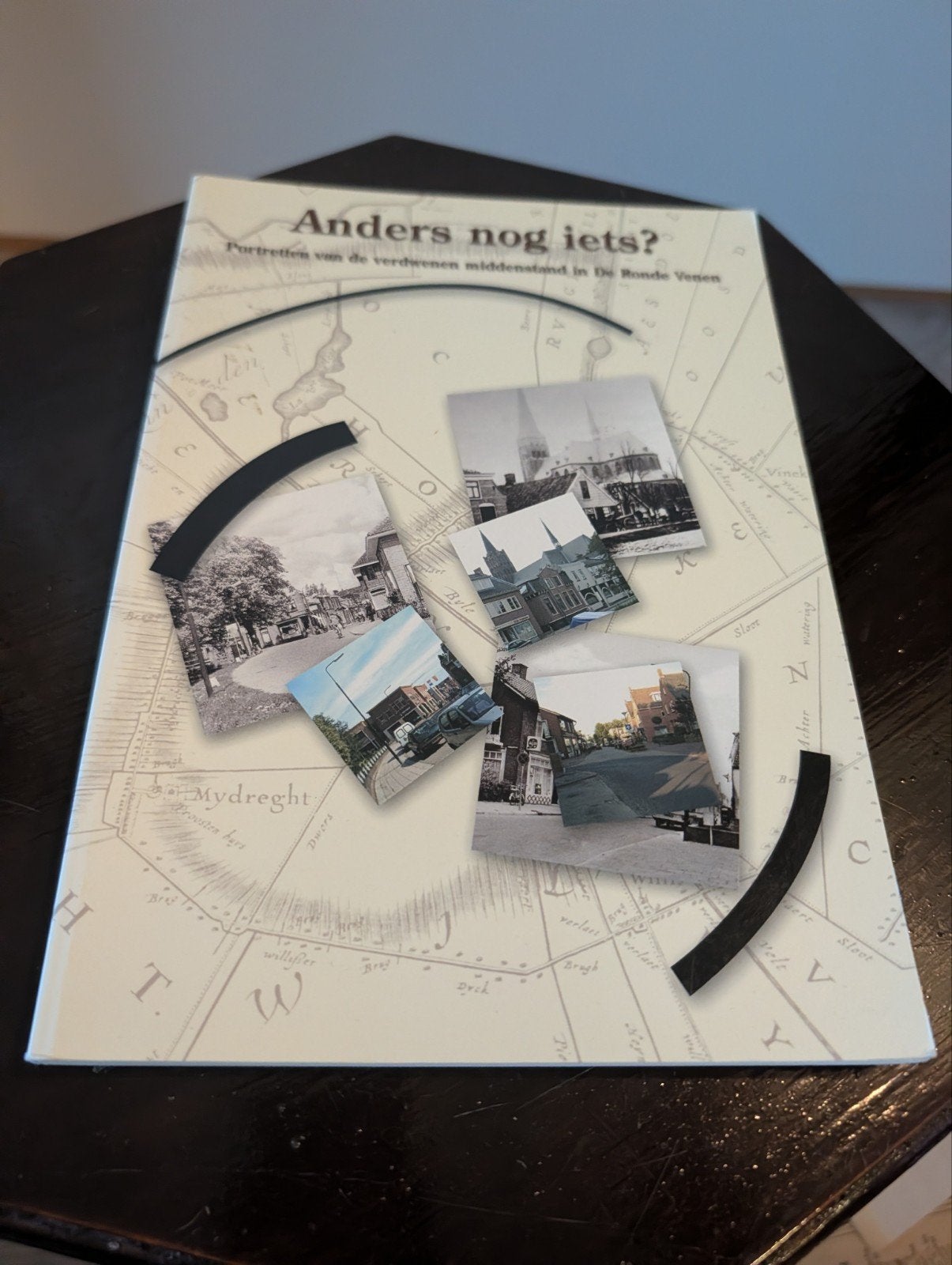 Anders nog iets? Portretten van de verdwenen middenstand, Boeken, Ophalen, 20e eeuw of later, Zo goed als nieuw, Kaatje Hak, Brammetje Broere, Mietje Bader, Zomaag