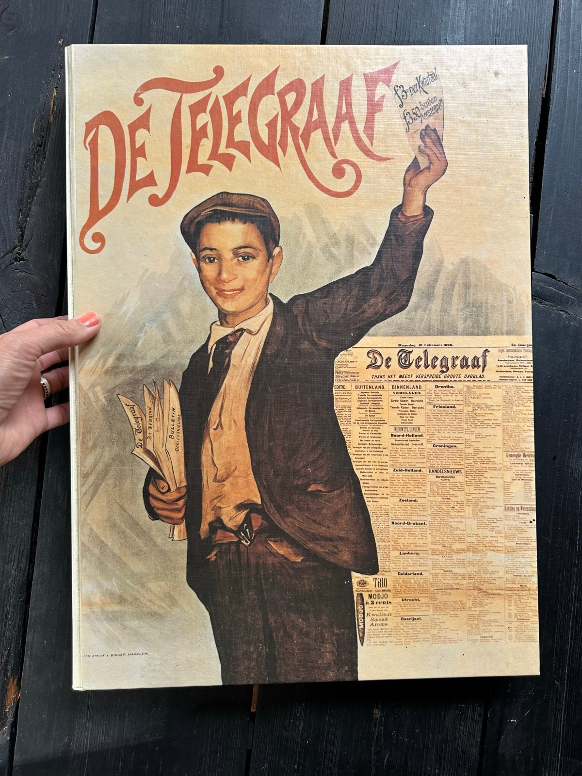 100 Jaar De Telegraaf: Selectie 1893-1992, Ophalen of Verzenden, Zo goed als nieuw, Krant